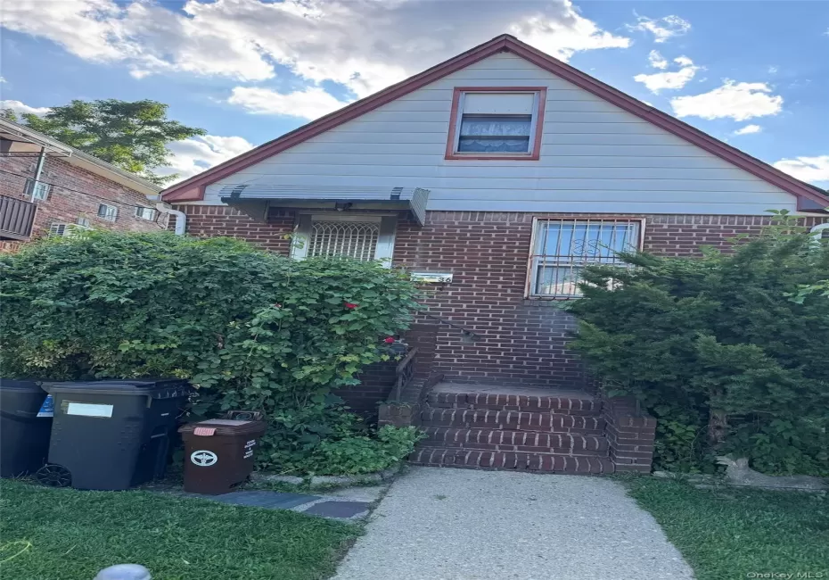 76-36 166th Street, New York, NY, 3 Bedrooms Bedrooms, 7 Rooms Rooms,1 BathroomBathrooms,Residential,For Rent,166th,0,1041341 76-36 166th Street, New York, NY, 3 Bedrooms Bedrooms, 7 Rooms Rooms,1 BathroomBathrooms,Residential,For Rent,166th,0,1041341