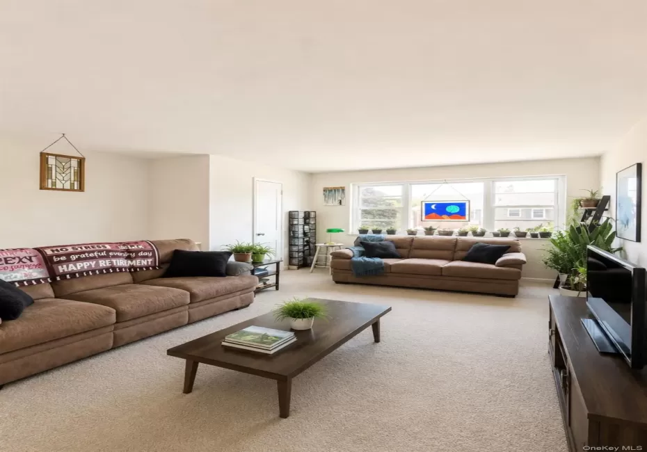6823 150 Street, New York, NY, 1 Bedroom Bedrooms, 3 Rooms Rooms,1 BathroomBathrooms,Residential,For Rent,150,0,1041380 6823 150 Street, New York, NY, 1 Bedroom Bedrooms, 3 Rooms Rooms,1 BathroomBathrooms,Residential,For Rent,150,0,1041380