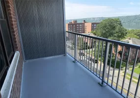 650 Warburton, Yonkers, NY, 2 Bedrooms Bedrooms, 5 Rooms Rooms,2 BathroomsBathrooms,Residential,For Rent,Warburton,0,1039846 650 Warburton, Yonkers, NY, 2 Bedrooms Bedrooms, 5 Rooms Rooms,2 BathroomsBathrooms,Residential,For Rent,Warburton,0,1039846