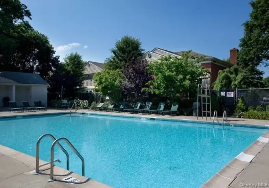50 Chelsea Court, Islip, NY, 2 Bedrooms Bedrooms, 5 Rooms Rooms,1 BathroomBathrooms,Residential Lease,For Rent,Chelsea,0,1041446 50 Chelsea Court, Islip, NY, 2 Bedrooms Bedrooms, 5 Rooms Rooms,1 BathroomBathrooms,Residential Lease,For Rent,Chelsea,0,1041446