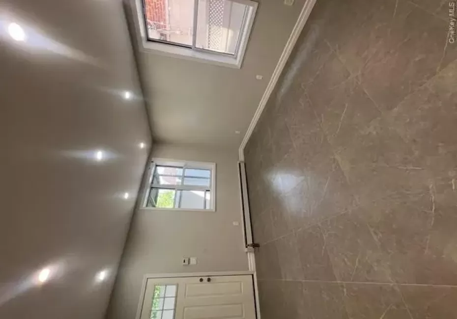 2524 Tenbroeck Avenue, New York, NY, 1 Bedroom Bedrooms, 2 Rooms Rooms,1 BathroomBathrooms,Residential Lease,For Rent,Tenbroeck,0,1041387 2524 Tenbroeck Avenue, New York, NY, 1 Bedroom Bedrooms, 2 Rooms Rooms,1 BathroomBathrooms,Residential Lease,For Rent,Tenbroeck,0,1041387