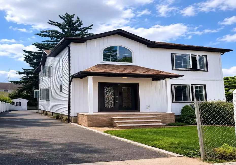 88 Dyckman Avenue, North Hempstead, NY, 4 Bedrooms Bedrooms, 12 Rooms Rooms,4 BathroomsBathrooms,Residential,For Rent,Dyckman,0,1041378 88 Dyckman Avenue, North Hempstead, NY, 4 Bedrooms Bedrooms, 12 Rooms Rooms,4 BathroomsBathrooms,Residential,For Rent,Dyckman,0,1041378