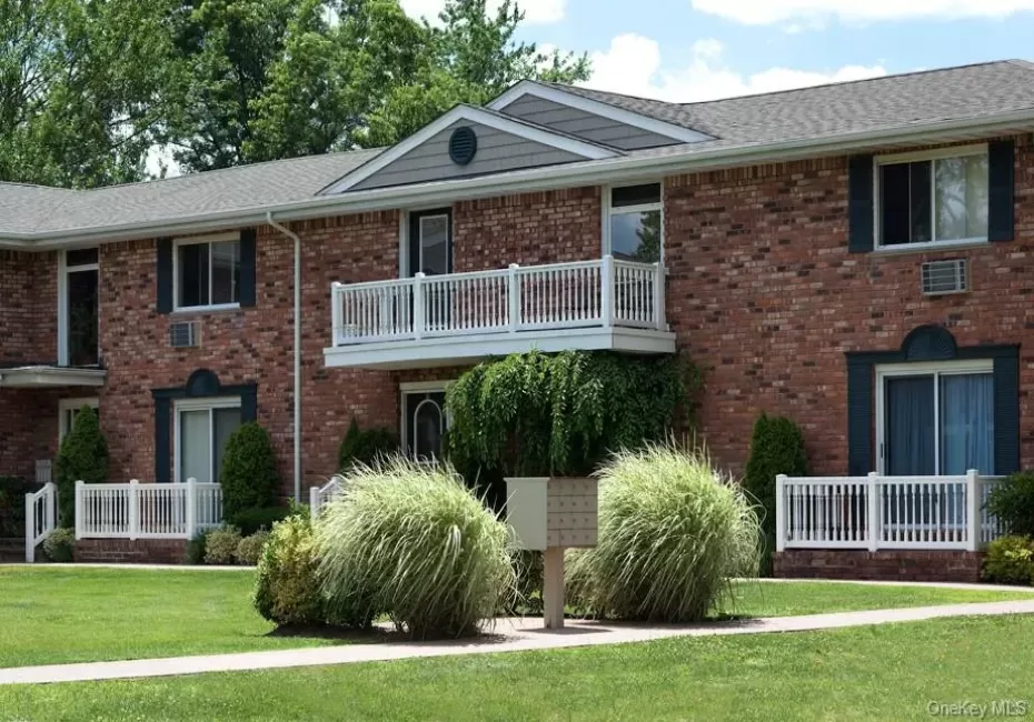 4 Baker Street, Babylon, NY, 2 Bedrooms Bedrooms, 5 Rooms Rooms,1 BathroomBathrooms,Residential Lease,For Rent,Baker,0,1041636 4 Baker Street, Babylon, NY, 2 Bedrooms Bedrooms, 5 Rooms Rooms,1 BathroomBathrooms,Residential Lease,For Rent,Baker,0,1041636