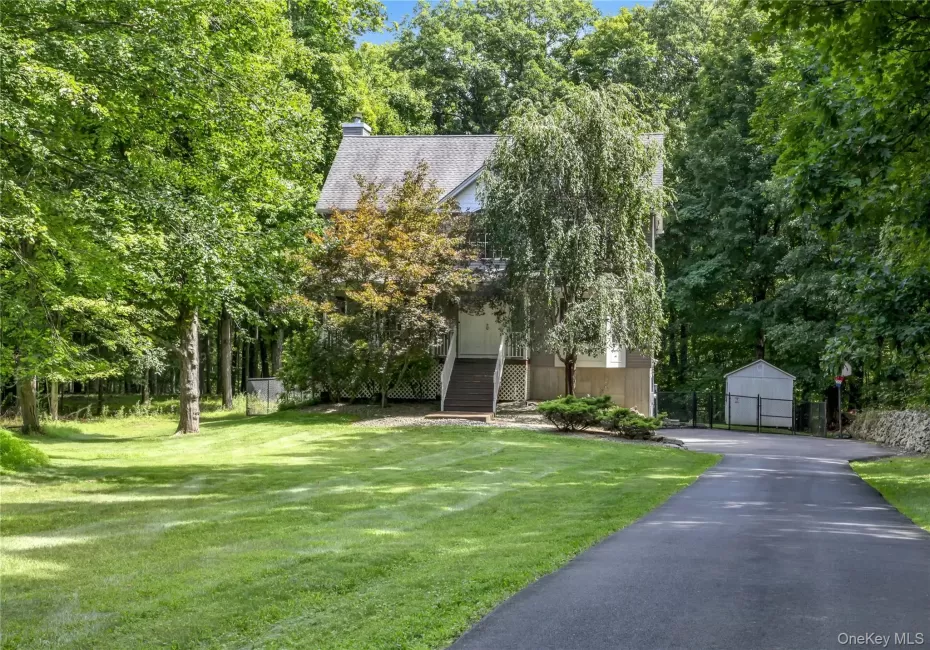 282 Derby Road, Middletown, NY, 4 Bedrooms Bedrooms, 13 Rooms Rooms,2 BathroomsBathrooms,Residential,For Rent,Derby,0,1026479 282 Derby Road, Middletown, NY, 4 Bedrooms Bedrooms, 13 Rooms Rooms,2 BathroomsBathrooms,Residential,For Rent,Derby,0,1026479