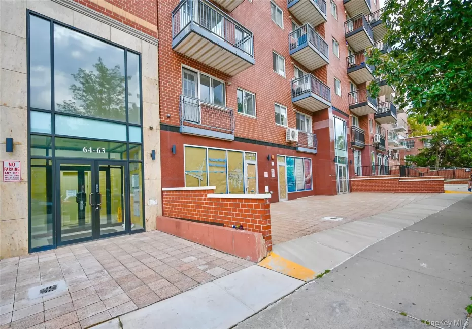 64-63 Austin Street, New York, NY, 1 Bedroom Bedrooms, 4 Rooms Rooms,1 BathroomBathrooms,Residential,For Rent,Austin Street,0,1040627 64-63 Austin Street, New York, NY, 1 Bedroom Bedrooms, 4 Rooms Rooms,1 BathroomBathrooms,Residential,For Rent,Austin Street,0,1040627