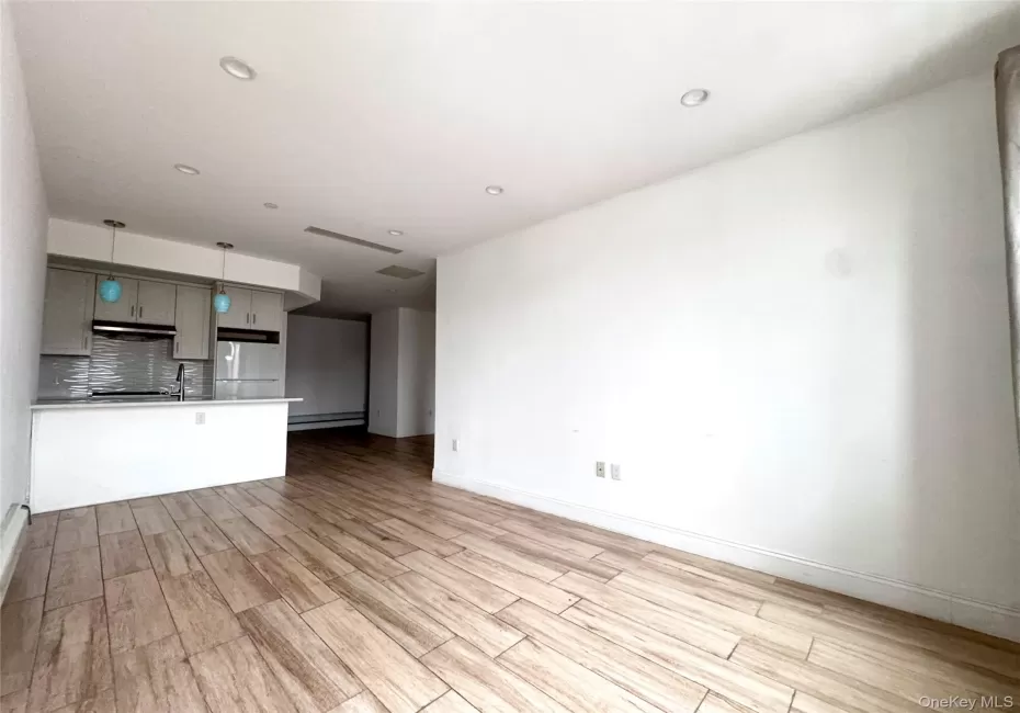 136-20 Booth Memorial Avenue, New York, NY, 2 Bedrooms Bedrooms, 5 Rooms Rooms,2 BathroomsBathrooms,Residential,For Rent,Booth Memorial,0,1041423 136-20 Booth Memorial Avenue, New York, NY, 2 Bedrooms Bedrooms, 5 Rooms Rooms,2 BathroomsBathrooms,Residential,For Rent,Booth Memorial,0,1041423