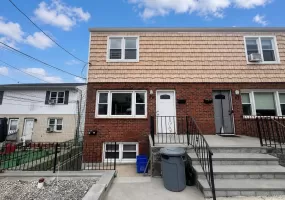 54 Farquhar Avenue, Yonkers, NY, 3 Bedrooms Bedrooms, 6 Rooms Rooms,1 BathroomBathrooms,Residential Lease,For Rent,Farquhar,0,1040063 54 Farquhar Avenue, Yonkers, NY, 3 Bedrooms Bedrooms, 6 Rooms Rooms,1 BathroomBathrooms,Residential Lease,For Rent,Farquhar,0,1040063