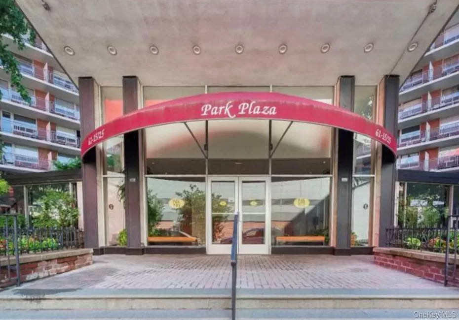 61-15 97th Street, New York, NY, 1 Bedroom Bedrooms, 3 Rooms Rooms,1 BathroomBathrooms,Residential,For Rent,97th,0,1041486 61-15 97th Street, New York, NY, 1 Bedroom Bedrooms, 3 Rooms Rooms,1 BathroomBathrooms,Residential,For Rent,97th,0,1041486