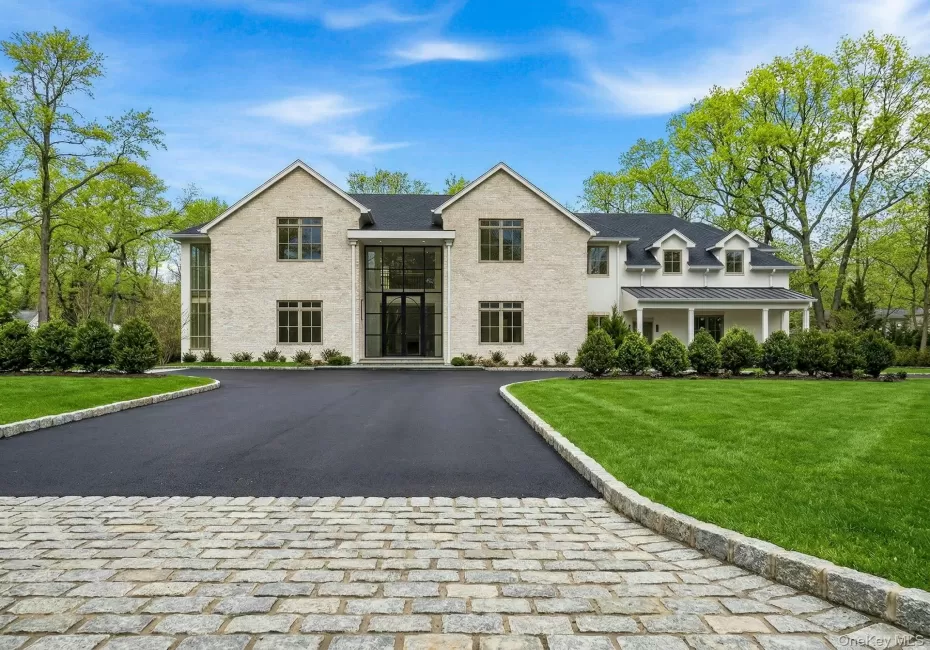 25 Creek Farms Road, North Hempstead, NY, 6 Bedrooms Bedrooms, 24 Rooms Rooms,7 BathroomsBathrooms,Residential Lease,For Rent,Creek Farms,0,1041499 25 Creek Farms Road, North Hempstead, NY, 6 Bedrooms Bedrooms, 24 Rooms Rooms,7 BathroomsBathrooms,Residential Lease,For Rent,Creek Farms,0,1041499