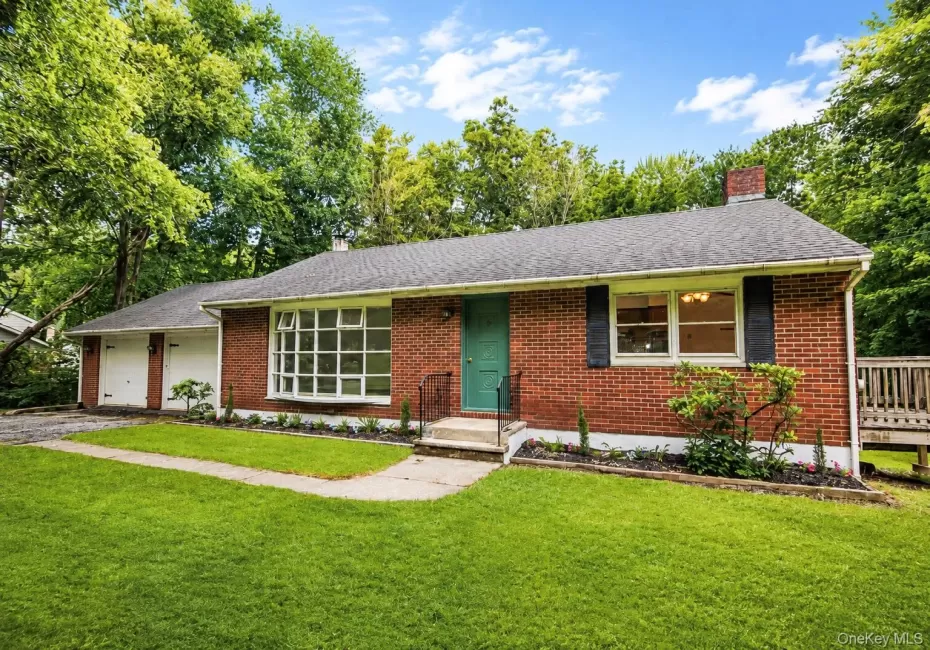 Pay taxes and more and more with this great house with legal accessory one bedroom apartment Pay taxes and more and more with this great house with legal accessory one bedroom apartment