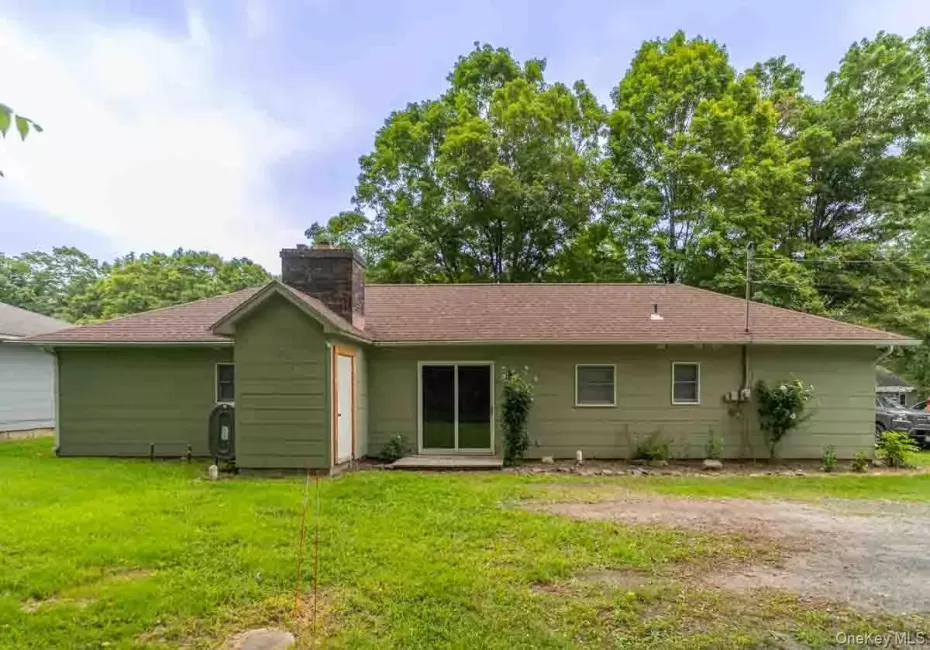 132 Red Top Road, Shawangunk, NY, 2 Bedrooms Bedrooms, 4 Rooms Rooms,1 BathroomBathrooms,Residential Lease,For Rent,Red Top,0,1041602 132 Red Top Road, Shawangunk, NY, 2 Bedrooms Bedrooms, 4 Rooms Rooms,1 BathroomBathrooms,Residential Lease,For Rent,Red Top,0,1041602