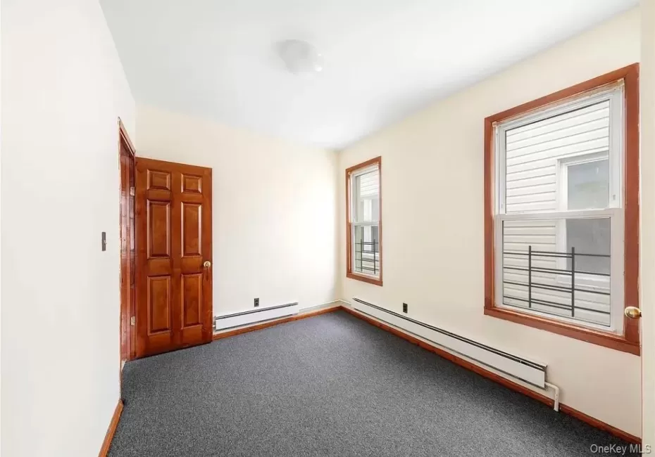 90-37 77th Street, New York, NY, 3 Bedrooms Bedrooms, 6 Rooms Rooms,1 BathroomBathrooms,Residential Lease,For Rent,Street,0,1041728 90-37 77th Street, New York, NY, 3 Bedrooms Bedrooms, 6 Rooms Rooms,1 BathroomBathrooms,Residential Lease,For Rent,Street,0,1041728