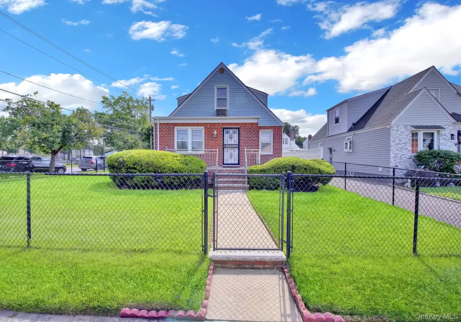 409 Saint Agnes Place, Hempstead, NY, 4 Bedrooms Bedrooms, 8 Rooms Rooms,2 BathroomsBathrooms,Residential,For Rent,Saint Agnes,0,1041791 409 Saint Agnes Place, Hempstead, NY, 4 Bedrooms Bedrooms, 8 Rooms Rooms,2 BathroomsBathrooms,Residential,For Rent,Saint Agnes,0,1041791