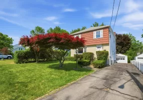 167 Gaylor Road, Scarsdale, NY, 3 Bedrooms Bedrooms, 7 Rooms Rooms,1 BathroomBathrooms,Residential Lease,For Rent,Gaylor,0,1041479 167 Gaylor Road, Scarsdale, NY, 3 Bedrooms Bedrooms, 7 Rooms Rooms,1 BathroomBathrooms,Residential Lease,For Rent,Gaylor,0,1041479