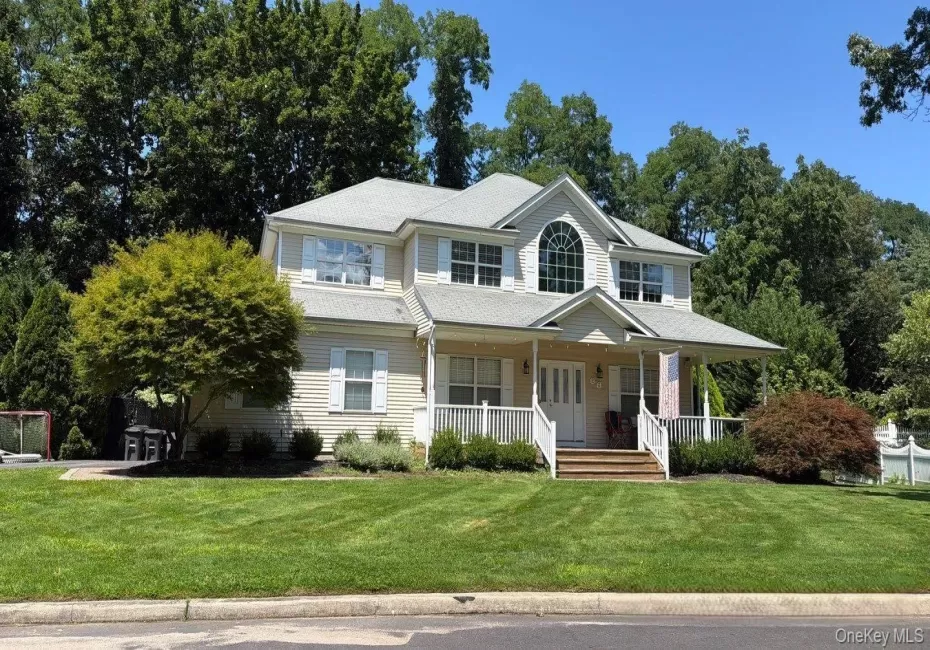 23 Flagpole Lane, Brookhaven, NY, 4 Bedrooms Bedrooms, 8 Rooms Rooms,2 BathroomsBathrooms,Residential,For Rent,Flagpole,0,1041726 23 Flagpole Lane, Brookhaven, NY, 4 Bedrooms Bedrooms, 8 Rooms Rooms,2 BathroomsBathrooms,Residential,For Rent,Flagpole,0,1041726