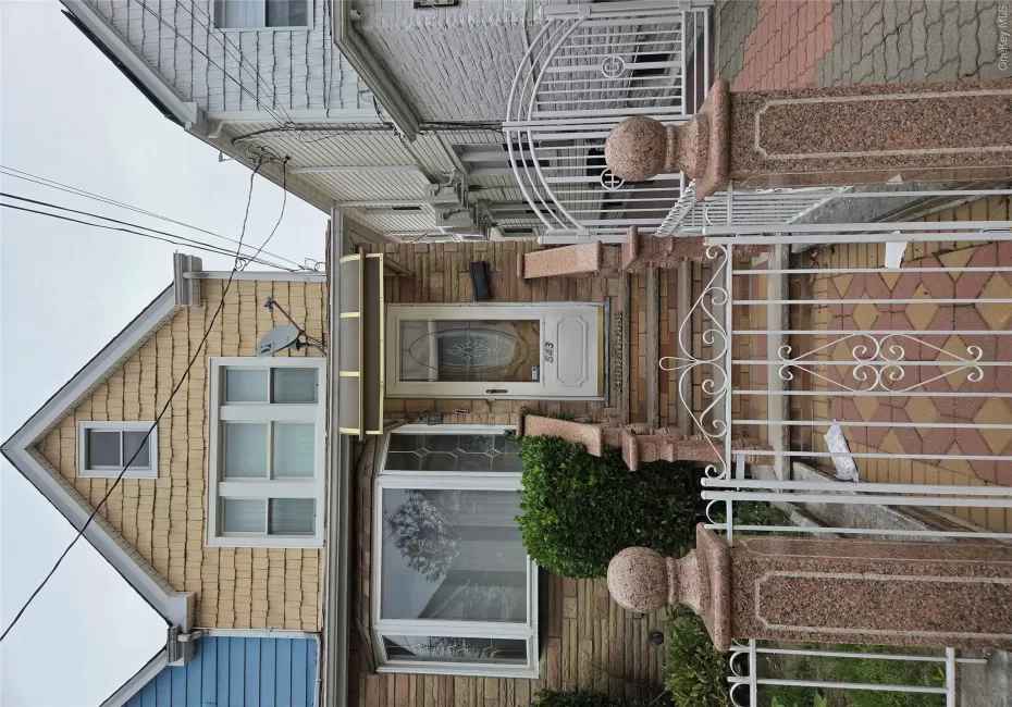 543 38th Street, New York, NY, 3 Bedrooms Bedrooms, 6 Rooms Rooms,2 BathroomsBathrooms,Residential,For Rent,38th,0,1041748 543 38th Street, New York, NY, 3 Bedrooms Bedrooms, 6 Rooms Rooms,2 BathroomsBathrooms,Residential,For Rent,38th,0,1041748