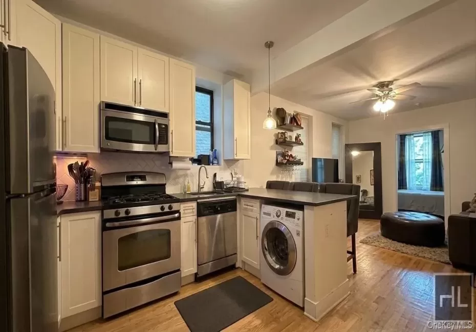 305 150th Street, New York, NY, 1 Bedroom Bedrooms, 5 Rooms Rooms,1 BathroomBathrooms,Residential Lease,For Rent,150th,0,1041781 305 150th Street, New York, NY, 1 Bedroom Bedrooms, 5 Rooms Rooms,1 BathroomBathrooms,Residential Lease,For Rent,150th,0,1041781