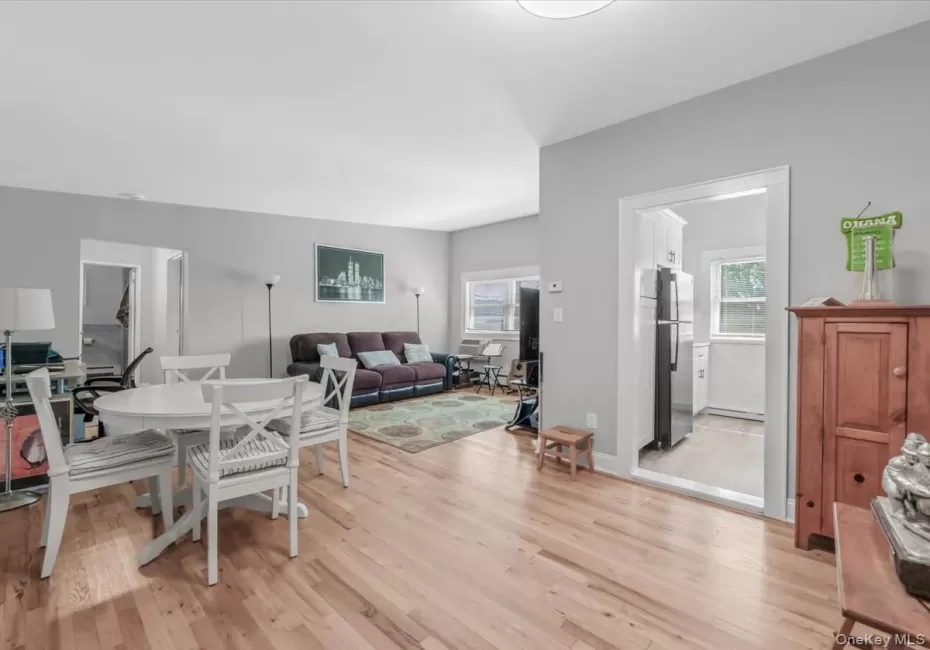 4 Rose Street, Hempstead, NY, 1 Bedroom Bedrooms, 3 Rooms Rooms,1 BathroomBathrooms,Residential,For Rent,Rose,0,1036366 4 Rose Street, Hempstead, NY, 1 Bedroom Bedrooms, 3 Rooms Rooms,1 BathroomBathrooms,Residential,For Rent,Rose,0,1036366