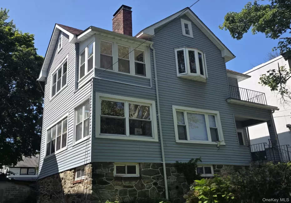 420 Bedford Avenue, Mount Vernon, NY, 3 Bedrooms Bedrooms, 6 Rooms Rooms,1 BathroomBathrooms,Residential Lease,For Rent,Bedford,0,1041847 420 Bedford Avenue, Mount Vernon, NY, 3 Bedrooms Bedrooms, 6 Rooms Rooms,1 BathroomBathrooms,Residential Lease,For Rent,Bedford,0,1041847