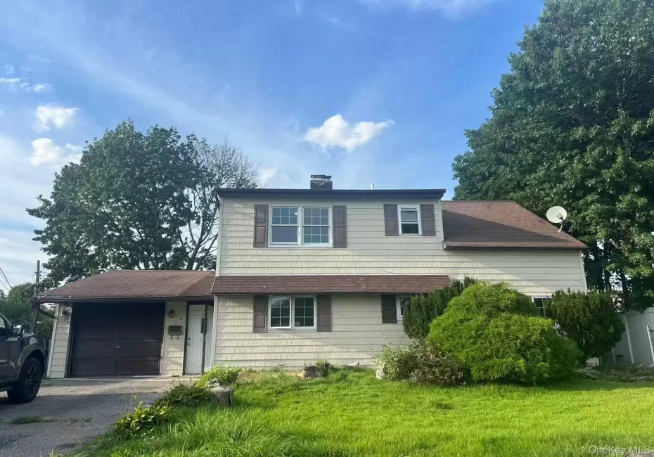 5 South Lane, Hempstead, NY, 6 Bedrooms Bedrooms, 8 Rooms Rooms,2 BathroomsBathrooms,Residential Lease,For Rent,South,0,1041706 5 South Lane, Hempstead, NY, 6 Bedrooms Bedrooms, 8 Rooms Rooms,2 BathroomsBathrooms,Residential Lease,For Rent,South,0,1041706