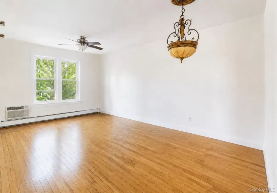 66-92 Selfridge, New York, NY, 1 Bedroom Bedrooms, 3 Rooms Rooms,1 BathroomBathrooms,Residential,For Rent,Selfridge,0,1041815 66-92 Selfridge, New York, NY, 1 Bedroom Bedrooms, 3 Rooms Rooms,1 BathroomBathrooms,Residential,For Rent,Selfridge,0,1041815