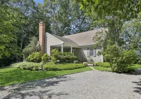 1020 Monsell Lane, Southold, NY, 3 Bedrooms Bedrooms, 7 Rooms Rooms,2 BathroomsBathrooms,Residential Lease,For Rent,Monsell,0,1041606 1020 Monsell Lane, Southold, NY, 3 Bedrooms Bedrooms, 7 Rooms Rooms,2 BathroomsBathrooms,Residential Lease,For Rent,Monsell,0,1041606