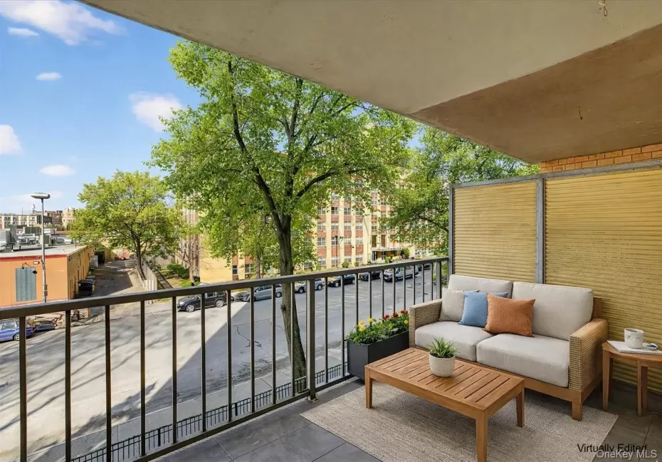 11 Park Avenue, Mount Vernon, NY, 3 Bedrooms Bedrooms, 6 Rooms Rooms,2 BathroomsBathrooms,Residential,For Rent,Park,0,970481 11 Park Avenue, Mount Vernon, NY, 3 Bedrooms Bedrooms, 6 Rooms Rooms,2 BathroomsBathrooms,Residential,For Rent,Park,0,970481