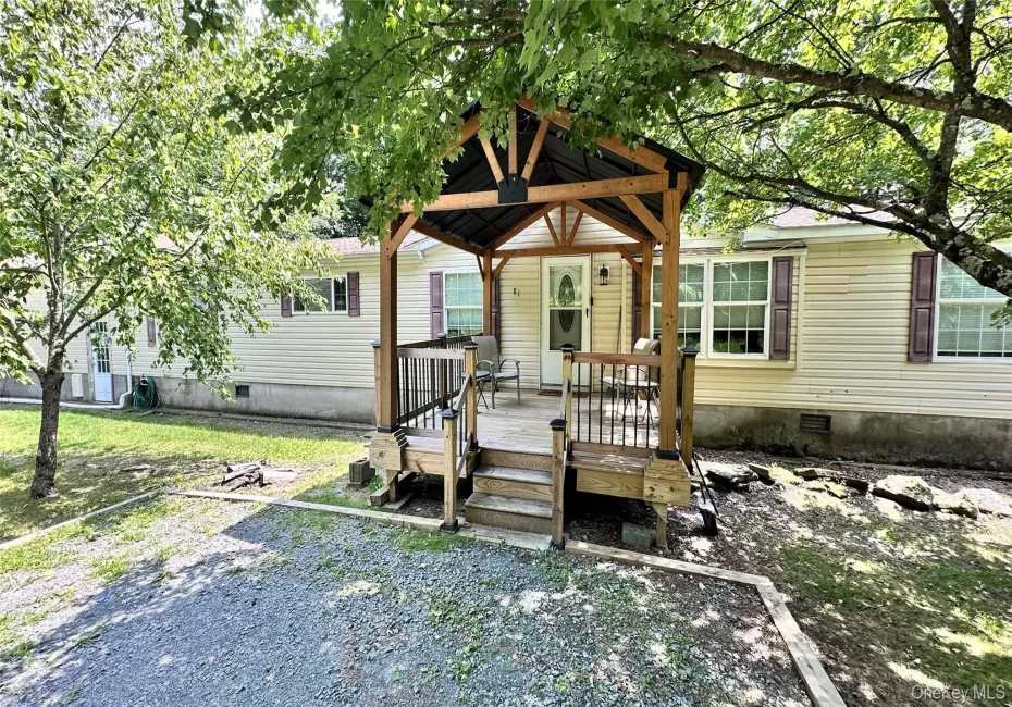 81 Lindholm Road, Fallsburg, NY, 4 Bedrooms Bedrooms, 6 Rooms Rooms,2 BathroomsBathrooms,Residential,For Rent,Lindholm,0,1008393 81 Lindholm Road, Fallsburg, NY, 4 Bedrooms Bedrooms, 6 Rooms Rooms,2 BathroomsBathrooms,Residential,For Rent,Lindholm,0,1008393