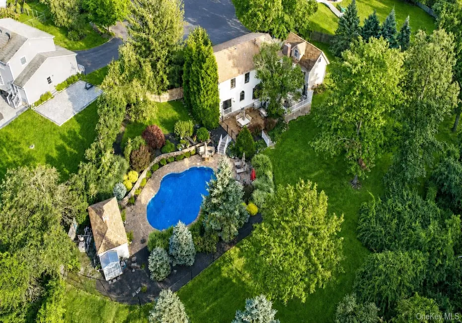 112 Mercury Court, Monroe, NY, 4 Bedrooms Bedrooms, 9 Rooms Rooms,3 BathroomsBathrooms,Residential,For Rent,Mercury,0,1041840 112 Mercury Court, Monroe, NY, 4 Bedrooms Bedrooms, 9 Rooms Rooms,3 BathroomsBathrooms,Residential,For Rent,Mercury,0,1041840