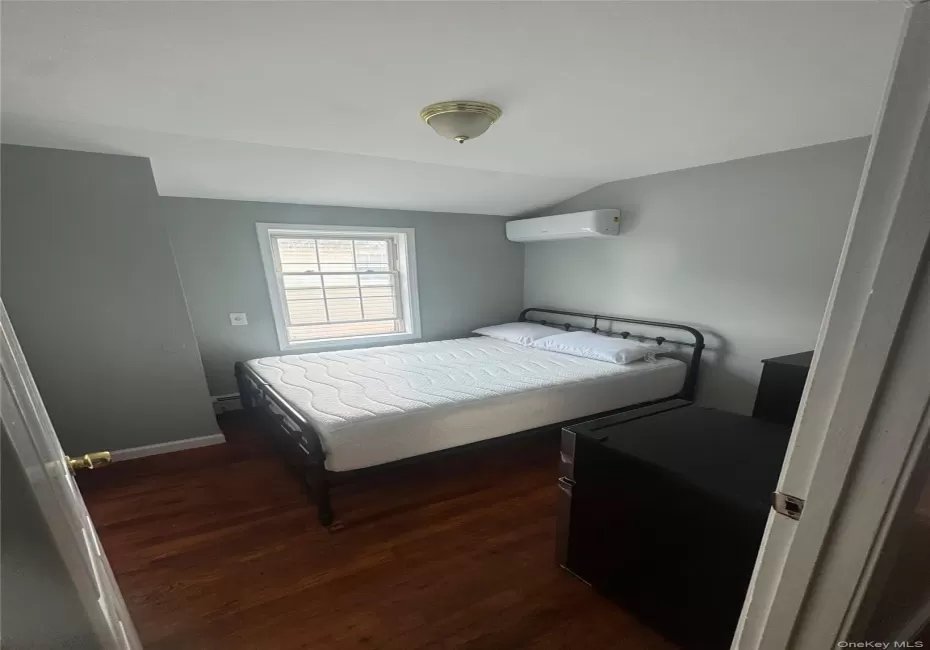 17618 110th Avenue, New York, NY, 3 Bedrooms Bedrooms, 6 Rooms Rooms,2 BathroomsBathrooms,Residential Lease,For Rent,110th,0,1040967 17618 110th Avenue, New York, NY, 3 Bedrooms Bedrooms, 6 Rooms Rooms,2 BathroomsBathrooms,Residential Lease,For Rent,110th,0,1040967