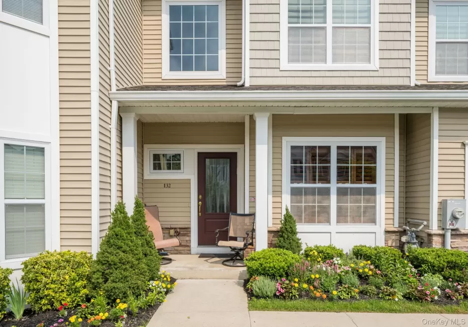 132 Halley Drive, Brookhaven, NY, 2 Bedrooms Bedrooms, 6 Rooms Rooms,3 BathroomsBathrooms,Residential,For Rent,Halley,0,1040054 132 Halley Drive, Brookhaven, NY, 2 Bedrooms Bedrooms, 6 Rooms Rooms,3 BathroomsBathrooms,Residential,For Rent,Halley,0,1040054