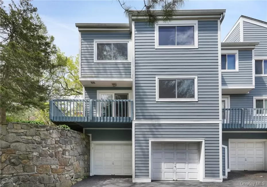 25 Barker Street, Mount Kisco, NY, 2 Bedrooms Bedrooms, 6 Rooms Rooms,2 BathroomsBathrooms,Residential Lease,For Rent,Barker,0,1007859 25 Barker Street, Mount Kisco, NY, 2 Bedrooms Bedrooms, 6 Rooms Rooms,2 BathroomsBathrooms,Residential Lease,For Rent,Barker,0,1007859