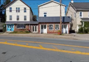 15 Goshen Avenue, Blooming Grove, NY, 3 Bedrooms Bedrooms, 4 Rooms Rooms,1 BathroomBathrooms,Residential Lease,For Rent,Goshen,0,1040474 15 Goshen Avenue, Blooming Grove, NY, 3 Bedrooms Bedrooms, 4 Rooms Rooms,1 BathroomBathrooms,Residential Lease,For Rent,Goshen,0,1040474
