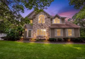 16 Jacobsen Court, Brookhaven, NY, 4 Bedrooms Bedrooms, 10 Rooms Rooms,3 BathroomsBathrooms,Residential,For Rent,Jacobsen,0,1041838 16 Jacobsen Court, Brookhaven, NY, 4 Bedrooms Bedrooms, 10 Rooms Rooms,3 BathroomsBathrooms,Residential,For Rent,Jacobsen,0,1041838