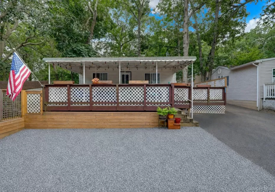 15 Cottage Road, Riverhead, NY, 2 Bedrooms Bedrooms, 4 Rooms Rooms,1 BathroomBathrooms,Residential,For Rent,Cottage,0,1042120 15 Cottage Road, Riverhead, NY, 2 Bedrooms Bedrooms, 4 Rooms Rooms,1 BathroomBathrooms,Residential,For Rent,Cottage,0,1042120