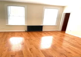 97-31 92nd Street, New York, NY, 3 Bedrooms Bedrooms, 5 Rooms Rooms,1 BathroomBathrooms,Residential Lease,For Rent,92nd,0,1042141 97-31 92nd Street, New York, NY, 3 Bedrooms Bedrooms, 5 Rooms Rooms,1 BathroomBathrooms,Residential Lease,For Rent,92nd,0,1042141