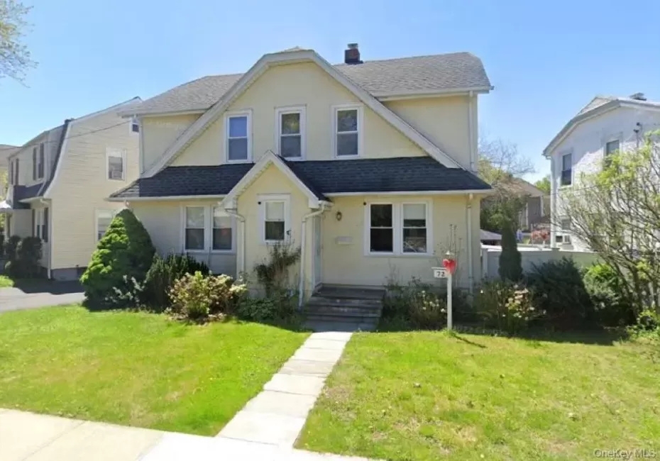 72 Stewart Avenue, Eastchester, NY, 3 Bedrooms Bedrooms, 7 Rooms Rooms,2 BathroomsBathrooms,Residential Lease,For Rent,Stewart,0,1042016 72 Stewart Avenue, Eastchester, NY, 3 Bedrooms Bedrooms, 7 Rooms Rooms,2 BathroomsBathrooms,Residential Lease,For Rent,Stewart,0,1042016