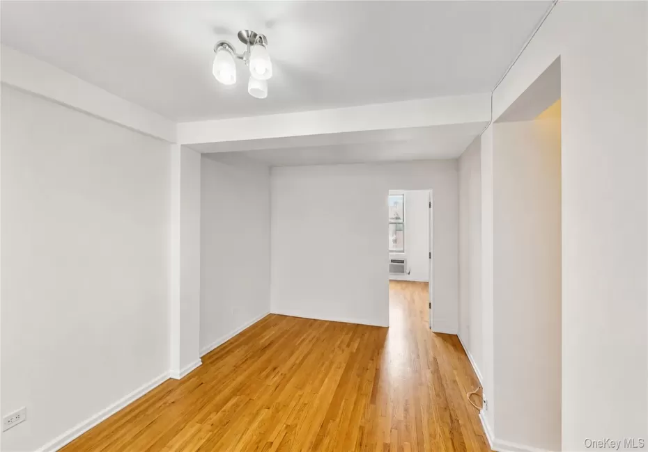 60-11 Broadway, New York, NY, 1 Bedroom Bedrooms, 3 Rooms Rooms,1 BathroomBathrooms,Residential,For Rent,Broadway,0,1042123 60-11 Broadway, New York, NY, 1 Bedroom Bedrooms, 3 Rooms Rooms,1 BathroomBathrooms,Residential,For Rent,Broadway,0,1042123