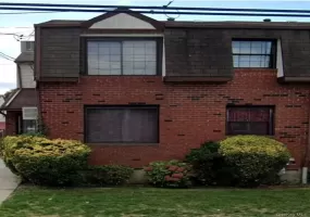 18408 144th Road, New York, NY, 3 Bedrooms Bedrooms, 6 Rooms Rooms,1 BathroomBathrooms,Residential Lease,For Rent,144th,0,1040892 18408 144th Road, New York, NY, 3 Bedrooms Bedrooms, 6 Rooms Rooms,1 BathroomBathrooms,Residential Lease,For Rent,144th,0,1040892
