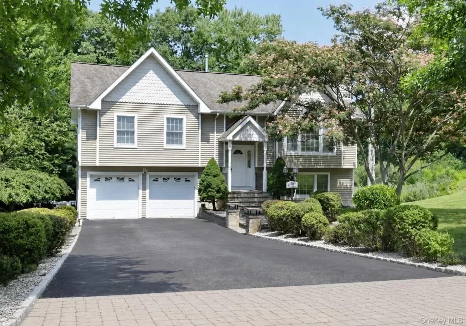 4 Woolf Road, Haverstraw, NY, 4 Bedrooms Bedrooms, 12 Rooms Rooms,3 BathroomsBathrooms,Residential,For Rent,Woolf,0,1039367 4 Woolf Road, Haverstraw, NY, 4 Bedrooms Bedrooms, 12 Rooms Rooms,3 BathroomsBathrooms,Residential,For Rent,Woolf,0,1039367