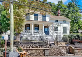 324 Woodbine Avenue, Huntington, NY, 3 Bedrooms Bedrooms, 6 Rooms Rooms,2 BathroomsBathrooms,Residential Lease,For Rent,Woodbine,0,1041691 324 Woodbine Avenue, Huntington, NY, 3 Bedrooms Bedrooms, 6 Rooms Rooms,2 BathroomsBathrooms,Residential Lease,For Rent,Woodbine,0,1041691