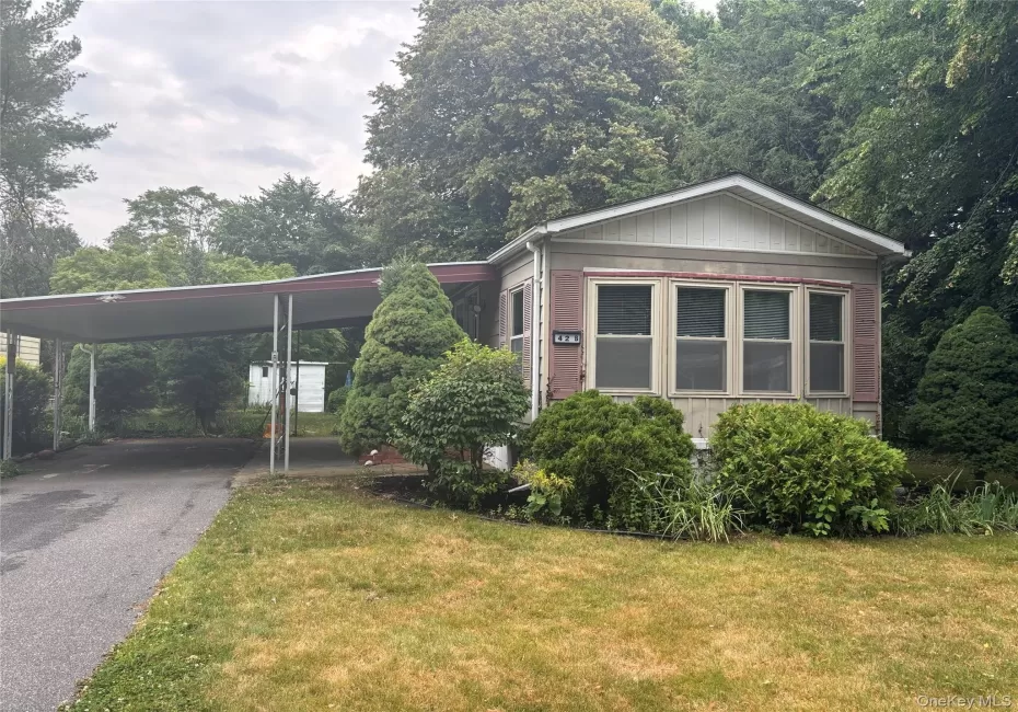 101 West Lane, Riverhead, NY, 2 Bedrooms Bedrooms, 5 Rooms Rooms,1 BathroomBathrooms,Residential,For Rent,West,0,1018919 101 West Lane, Riverhead, NY, 2 Bedrooms Bedrooms, 5 Rooms Rooms,1 BathroomBathrooms,Residential,For Rent,West,0,1018919