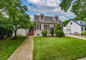 24207 83rd Avenue, New York, NY, 4 Bedrooms Bedrooms, 8 Rooms Rooms,2 BathroomsBathrooms,Residential,For Rent,83rd,0,1023033 24207 83rd Avenue, New York, NY, 4 Bedrooms Bedrooms, 8 Rooms Rooms,2 BathroomsBathrooms,Residential,For Rent,83rd,0,1023033