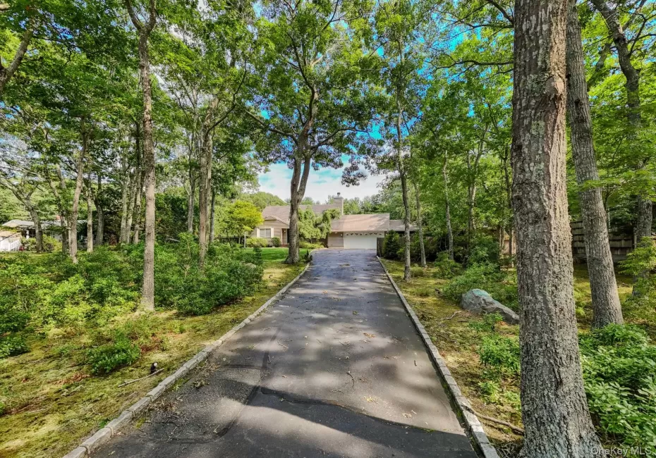 10 Landing Road, Southampton, NY, 4 Bedrooms Bedrooms, 7 Rooms Rooms,2 BathroomsBathrooms,Residential,For Rent,Landing,0,1042004 10 Landing Road, Southampton, NY, 4 Bedrooms Bedrooms, 7 Rooms Rooms,2 BathroomsBathrooms,Residential,For Rent,Landing,0,1042004