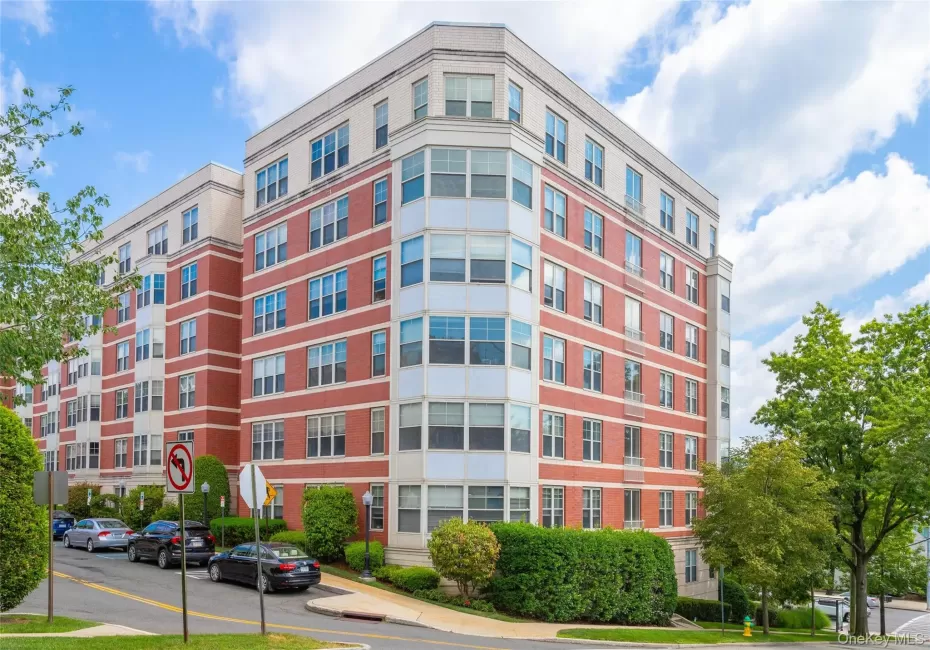 300 Mamaroneck Avenue, White Plains, NY, 2 Bedrooms Bedrooms, 3 Rooms Rooms,2 BathroomsBathrooms,Residential,For Rent,Mamaroneck,0,1042203 300 Mamaroneck Avenue, White Plains, NY, 2 Bedrooms Bedrooms, 3 Rooms Rooms,2 BathroomsBathrooms,Residential,For Rent,Mamaroneck,0,1042203