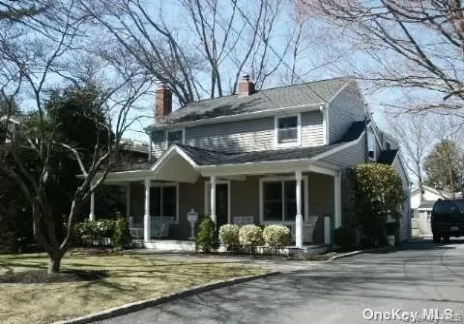 15 Garfield Street, Huntington, NY, 4 Bedrooms Bedrooms, 8 Rooms Rooms,2 BathroomsBathrooms,Residential Lease,For Rent,Garfield,0,1042314 15 Garfield Street, Huntington, NY, 4 Bedrooms Bedrooms, 8 Rooms Rooms,2 BathroomsBathrooms,Residential Lease,For Rent,Garfield,0,1042314