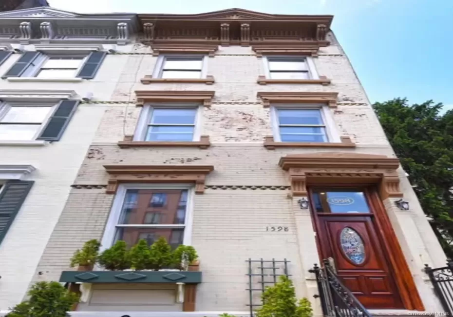1598 Lexington Avenue, New York, NY, 2 Rooms Rooms,1 BathroomBathrooms,Residential Lease,For Rent,Lexington,0,1042290 1598 Lexington Avenue, New York, NY, 2 Rooms Rooms,1 BathroomBathrooms,Residential Lease,For Rent,Lexington,0,1042290