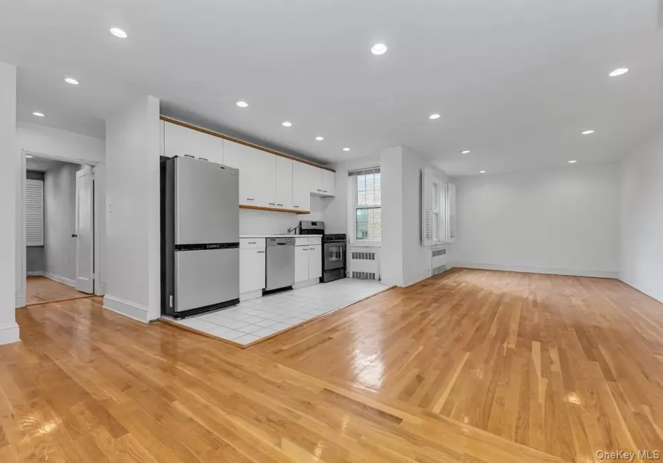 140-35 Burden Crescent, New York, NY, 2 Bedrooms Bedrooms, 4 Rooms Rooms,1 BathroomBathrooms,Residential,For Rent,Burden Crescent,0,1042371 140-35 Burden Crescent, New York, NY, 2 Bedrooms Bedrooms, 4 Rooms Rooms,1 BathroomBathrooms,Residential,For Rent,Burden Crescent,0,1042371