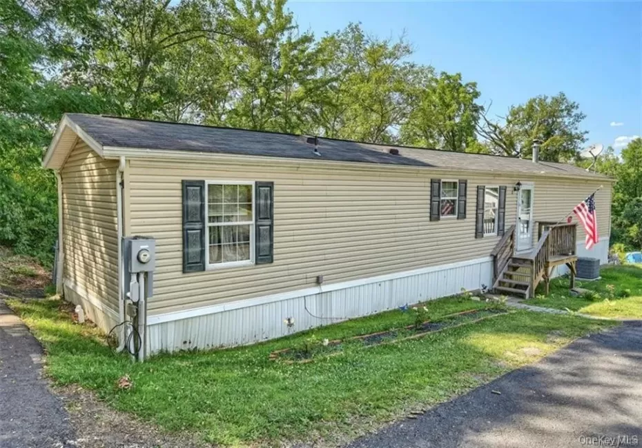 5195 State Route 52, Wawarsing, NY, 3 Bedrooms Bedrooms, 5 Rooms Rooms,1 BathroomBathrooms,Residential Lease,For Rent,State Route 52,0,1042369 5195 State Route 52, Wawarsing, NY, 3 Bedrooms Bedrooms, 5 Rooms Rooms,1 BathroomBathrooms,Residential Lease,For Rent,State Route 52,0,1042369