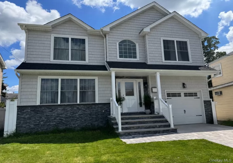 335 Evans Avenue, Hempstead, NY, 2 Bedrooms Bedrooms, 3 Rooms Rooms,1 BathroomBathrooms,Residential Lease,For Rent,Evans,0,1042288 335 Evans Avenue, Hempstead, NY, 2 Bedrooms Bedrooms, 3 Rooms Rooms,1 BathroomBathrooms,Residential Lease,For Rent,Evans,0,1042288